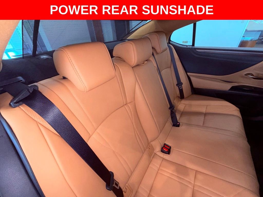 Used 2025 Lexus ES 300h w/ Technology Package FWD image 15
