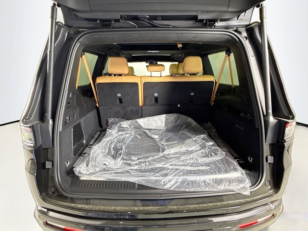 New 2025 Jeep Grand Wagoneer L Series III w/ Quick Order Packagew 28T image 28