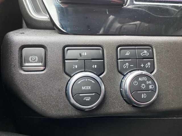 Used 2024 GMC Sierra 2500 SLE w/ SLE Value Package; AWD/4WD image 5
