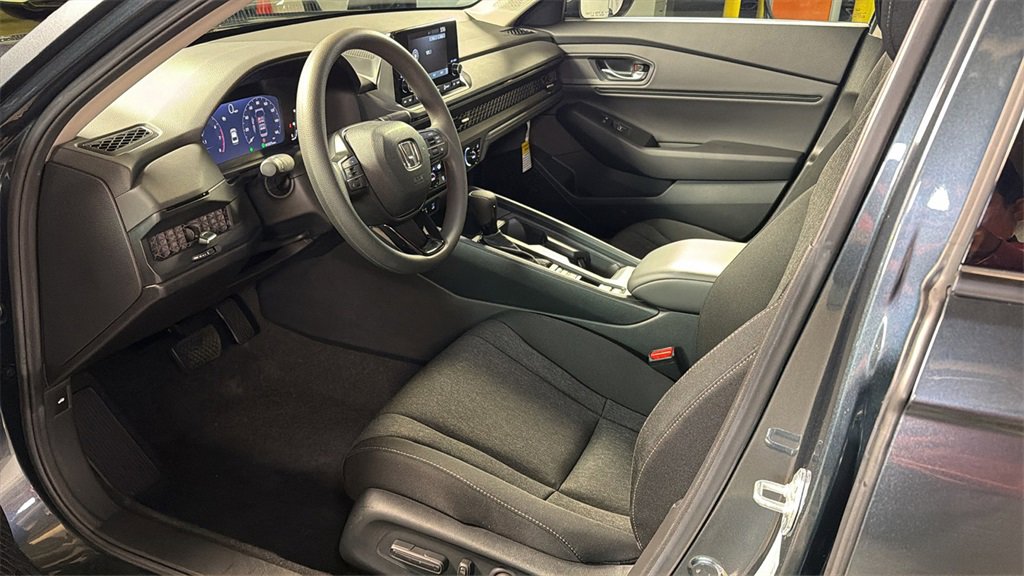 Used 2024 Honda Accord EX image 23