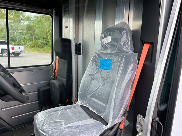 Used 2024 Chevrolet Brightdrop 600 w/ Battery Pack, Max Range image 19