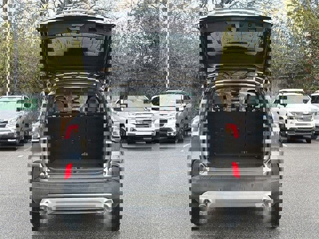 Used 2022 Ford Escape SEL image 15