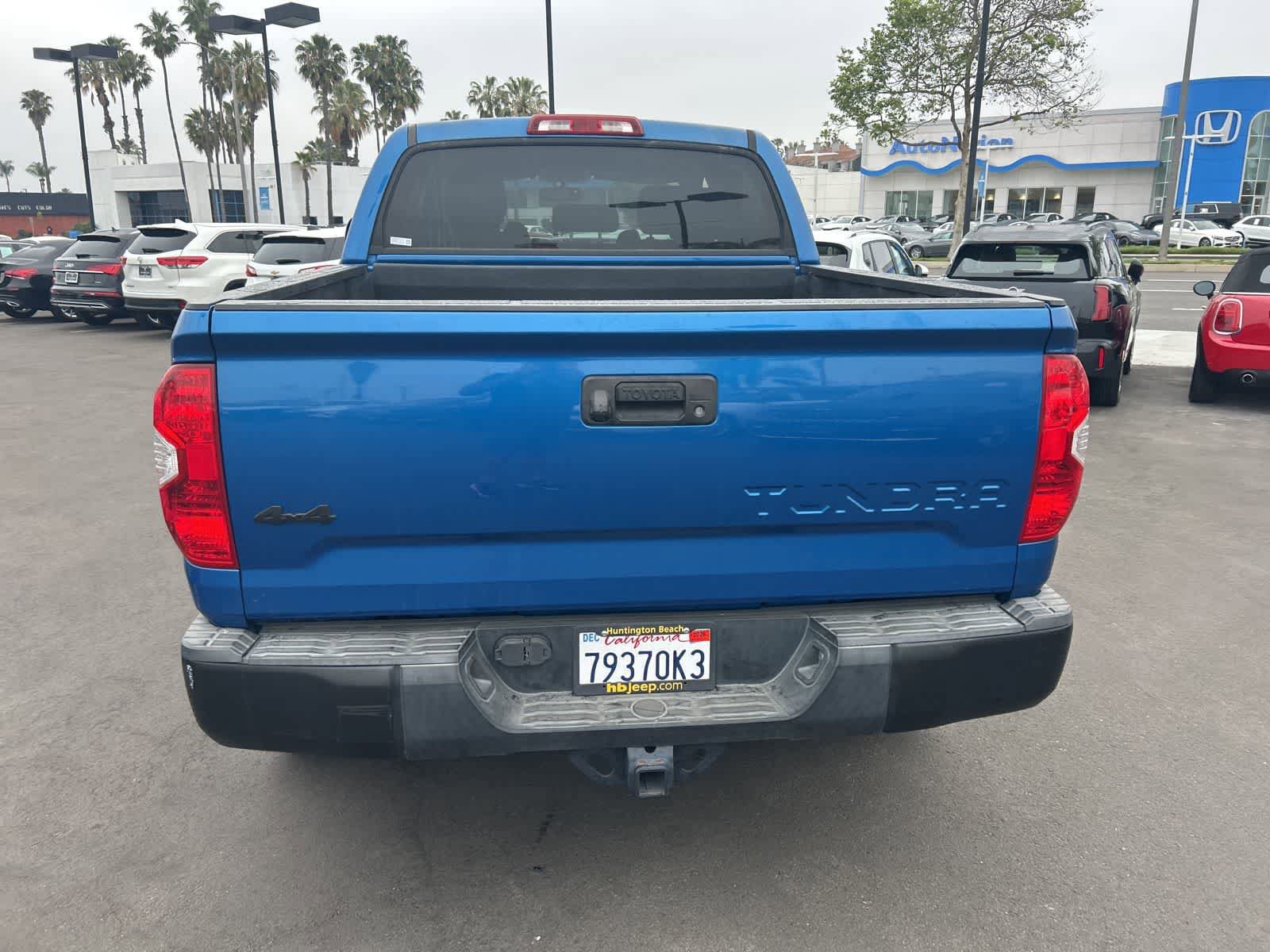 Used 2017 Toyota Tundra SR5 w/ SR5 Upgrade Package image 5
