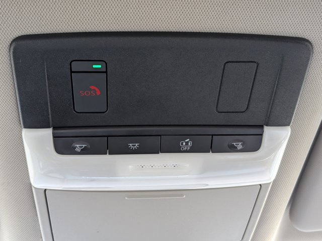 Used 2023 Nissan Rogue SV FWD image 29