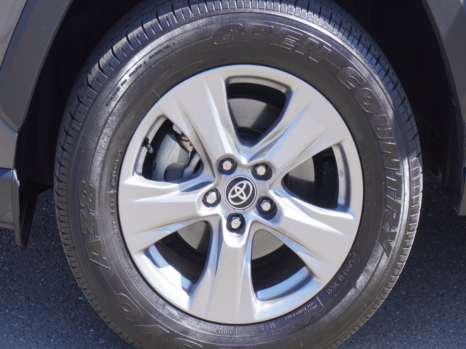 Used 2024 Toyota RAV4 XLE w/ Convenience Package AWD/4WD image 7