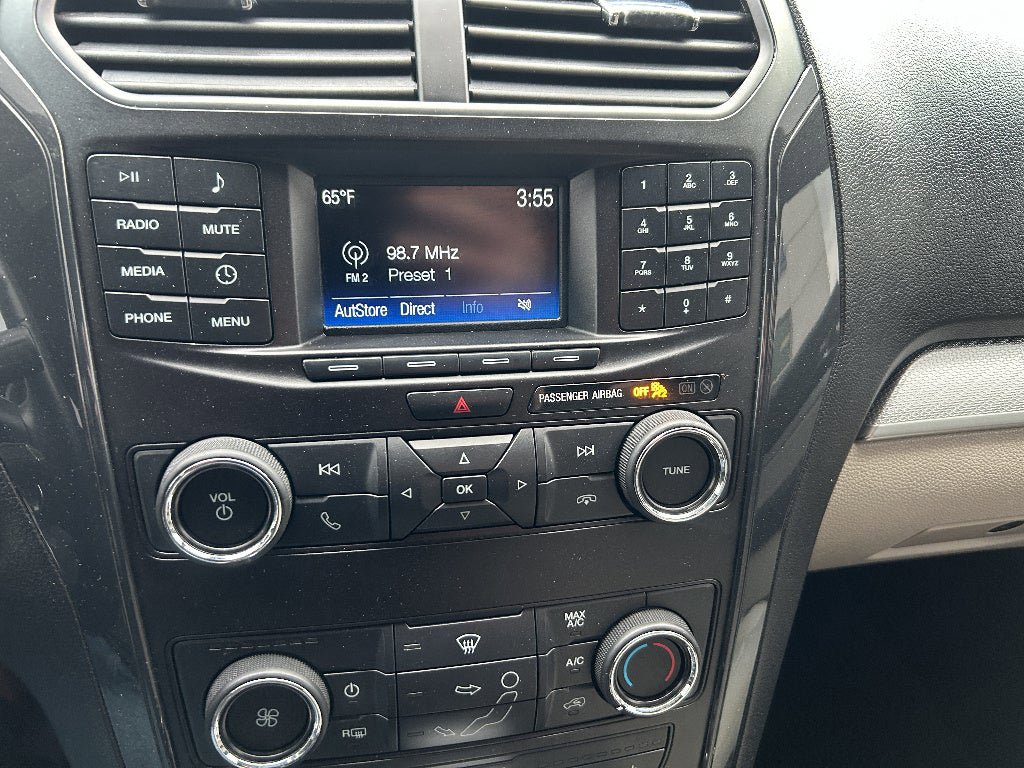 Used 2018 Ford Explorer FWD image 12