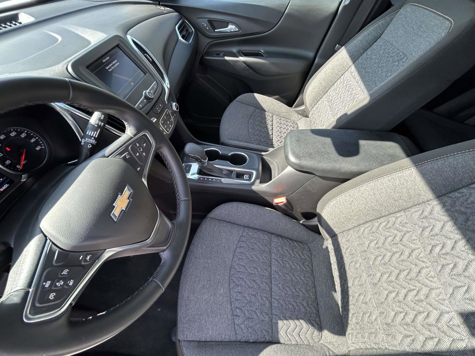 Used 2024 Chevrolet Equinox LT image 10