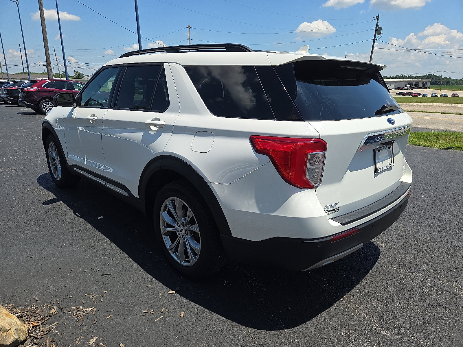 Certified 2022 Ford Explorer XLT w/ Equipment Group 202A image 6