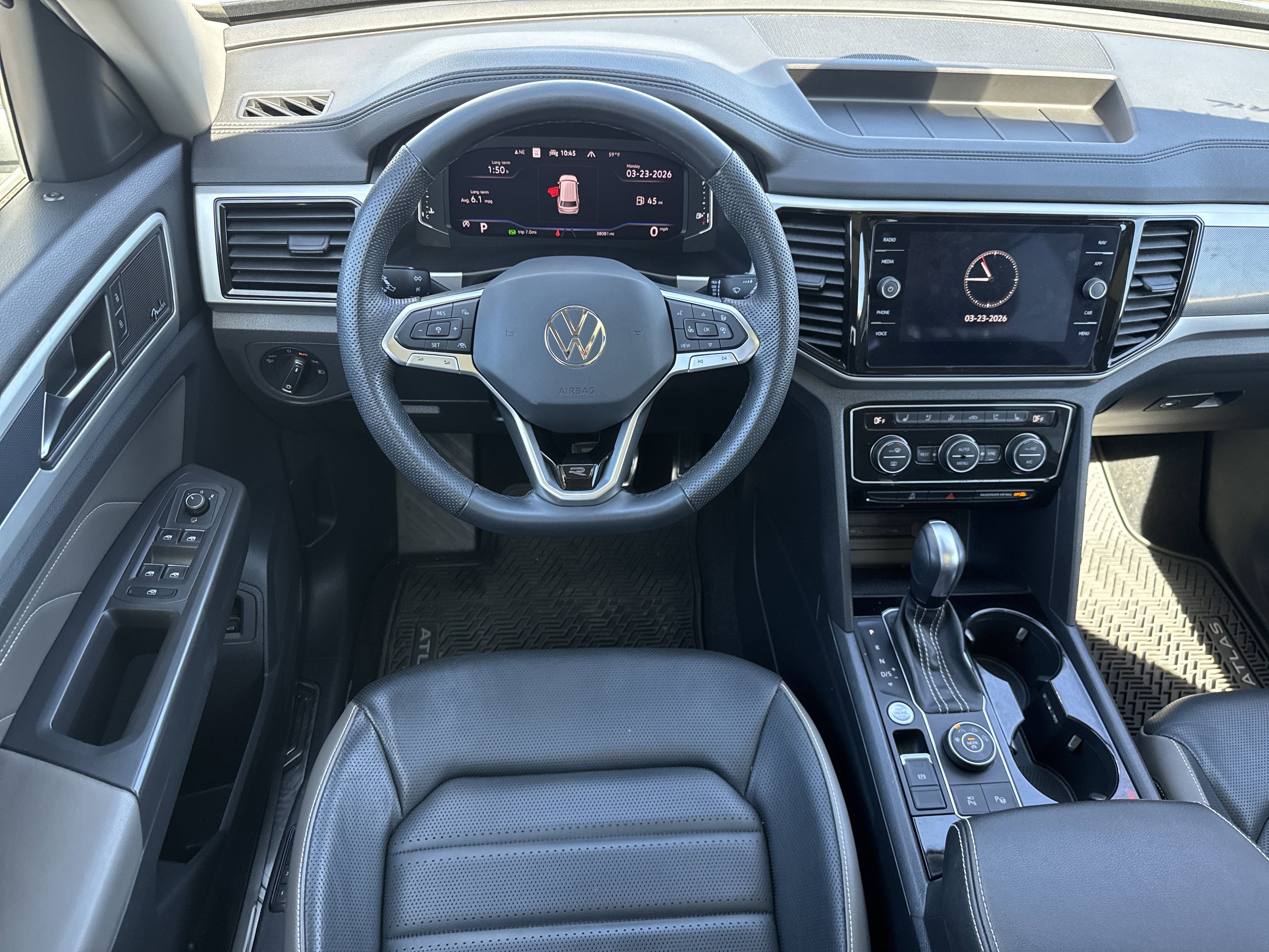 Used 2023 Volkswagen Atlas SEL Premium image 12