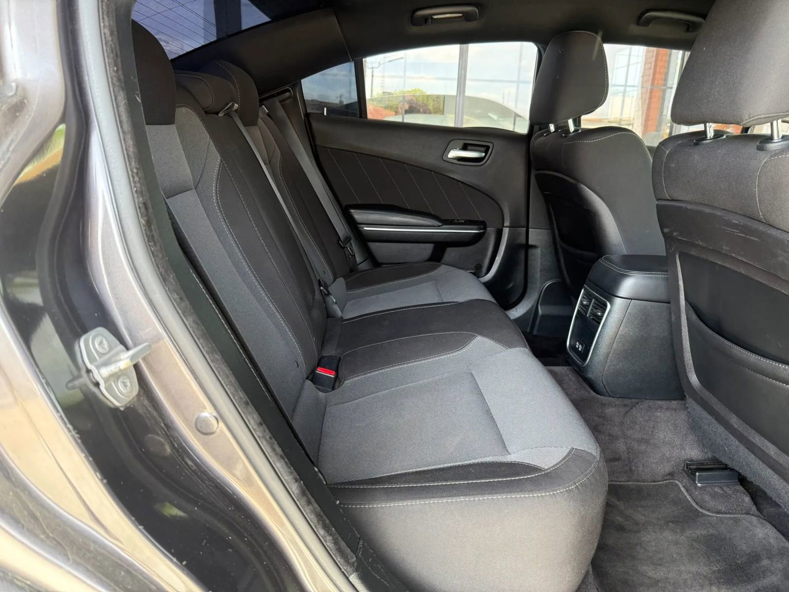 Used 2017 Dodge Charger R/T RWD image 27