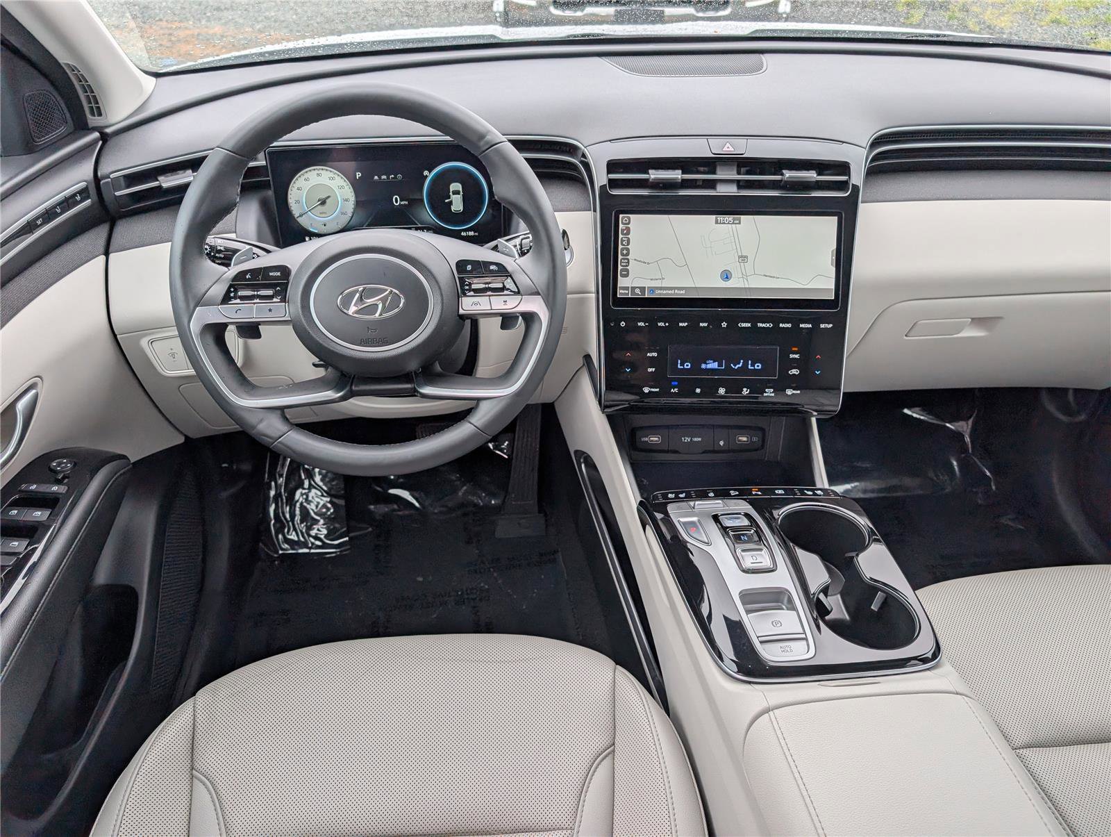 Used 2022 Hyundai Tucson Limited AWD/4WD image 16