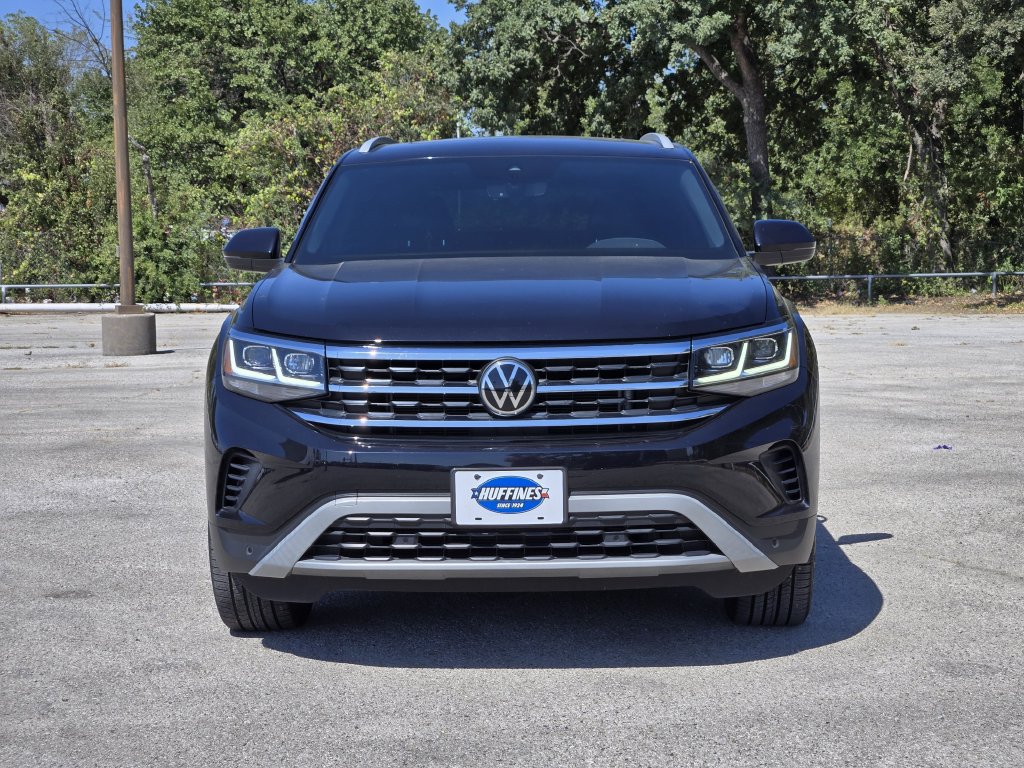 Used 2020 Volkswagen Atlas Cross Sport SEL AWD/4WD image 2