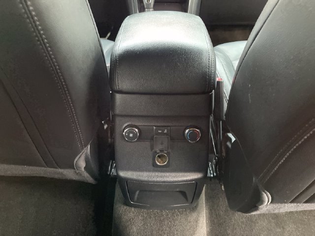 Used 2018 Ford Explorer XLT w/ Equipment Group 202A AWD/4WD image 37