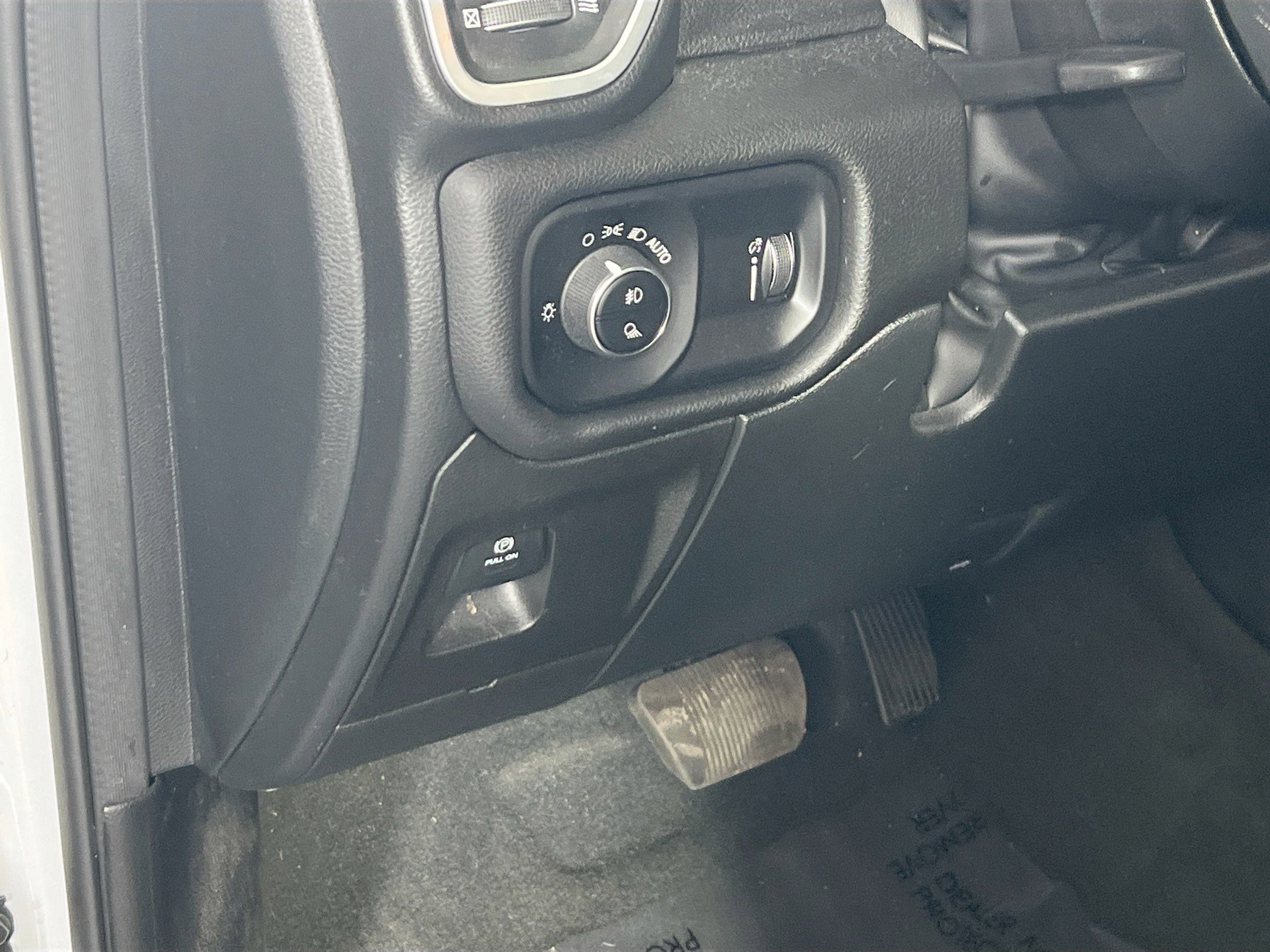 Used 2023 RAM 1500 Big Horn image 10