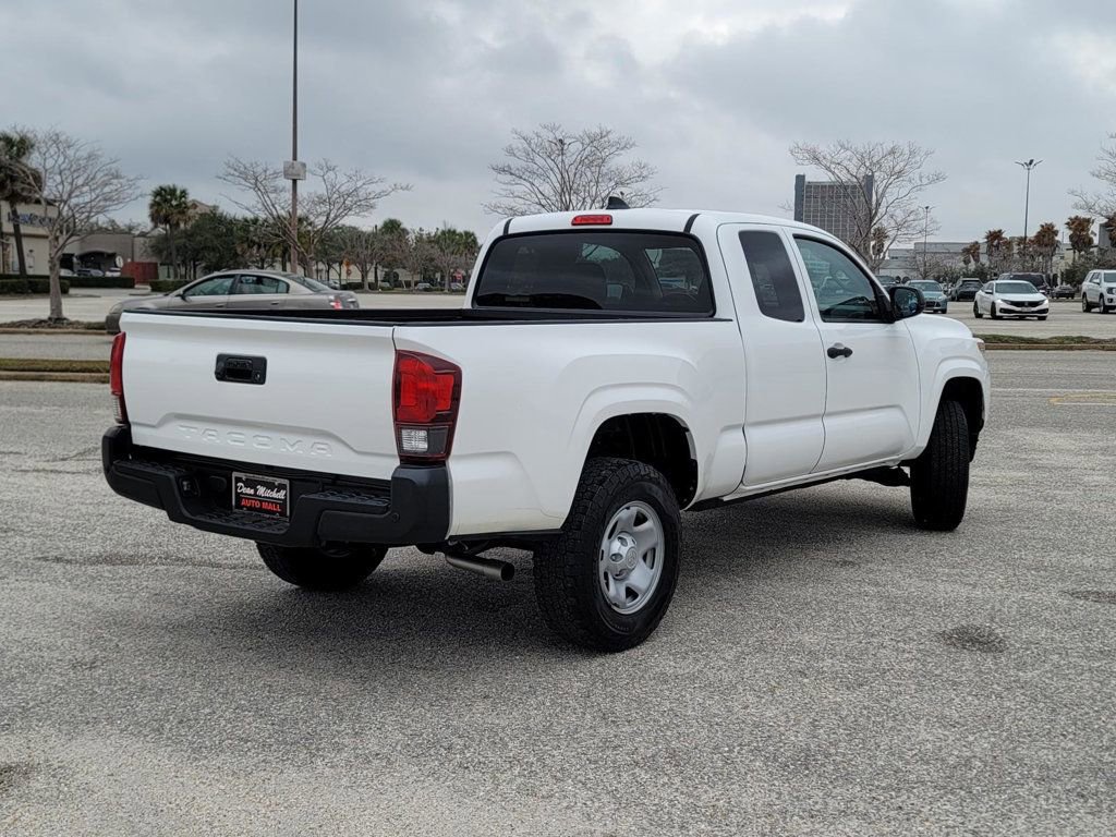 Used 2020 Toyota Tacoma SR image 5