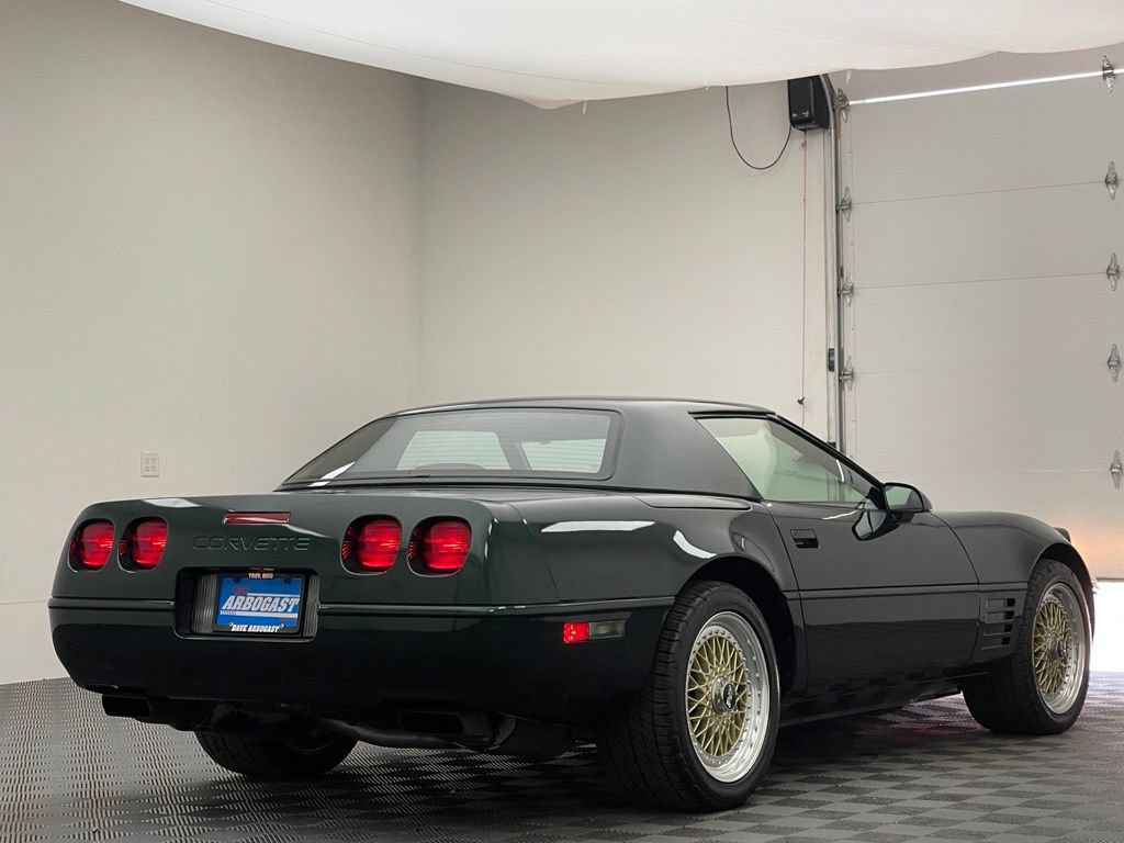 Used 1992 Chevrolet Corvette Convertible RWD image 5