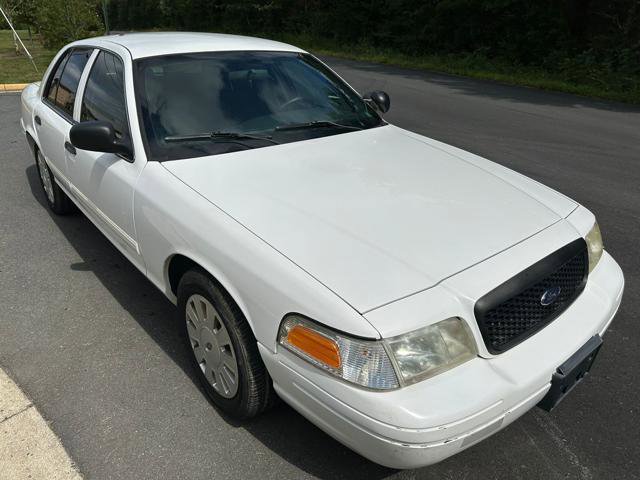 Used 2010 Ford Crown Victoria Police Interceptor image 1