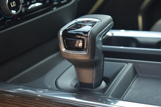 New 2026 Chevrolet Silverado 1500 RST w/ Redline Edition AWD/4WD image 27
