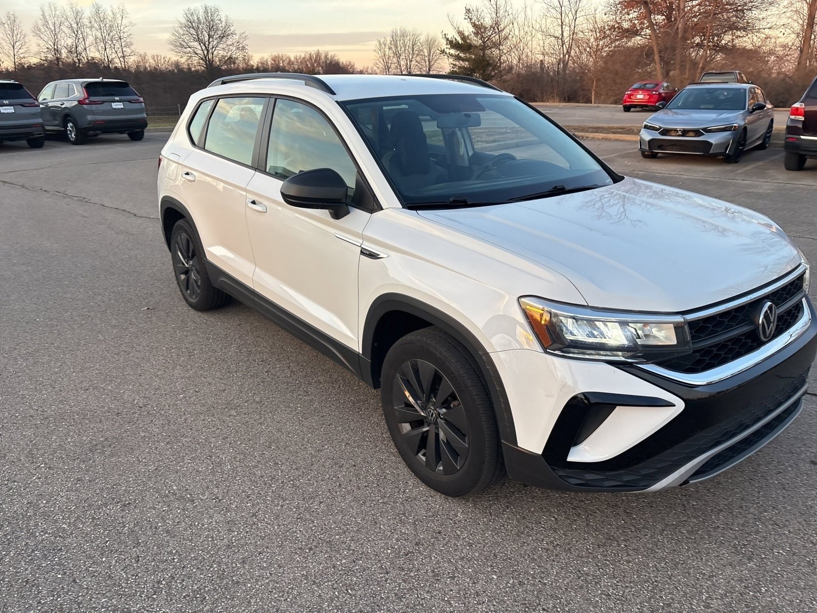 Used 2022 Volkswagen Taos S image 18