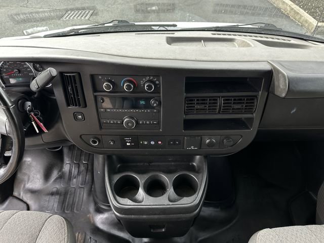 Used 2022 Chevrolet Express 3500 w/ Power Convenience Package image 15