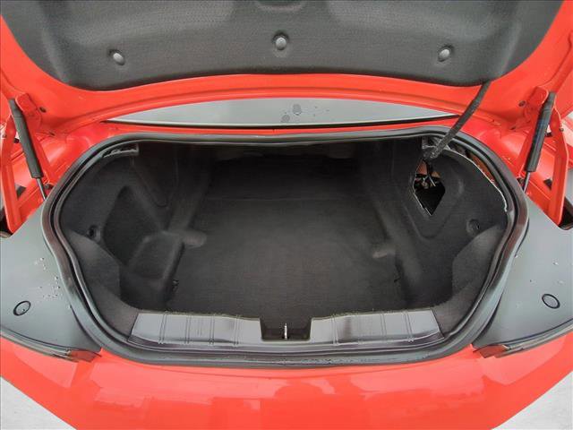 Used 2019 Chevrolet Camaro SS RWD image 6
