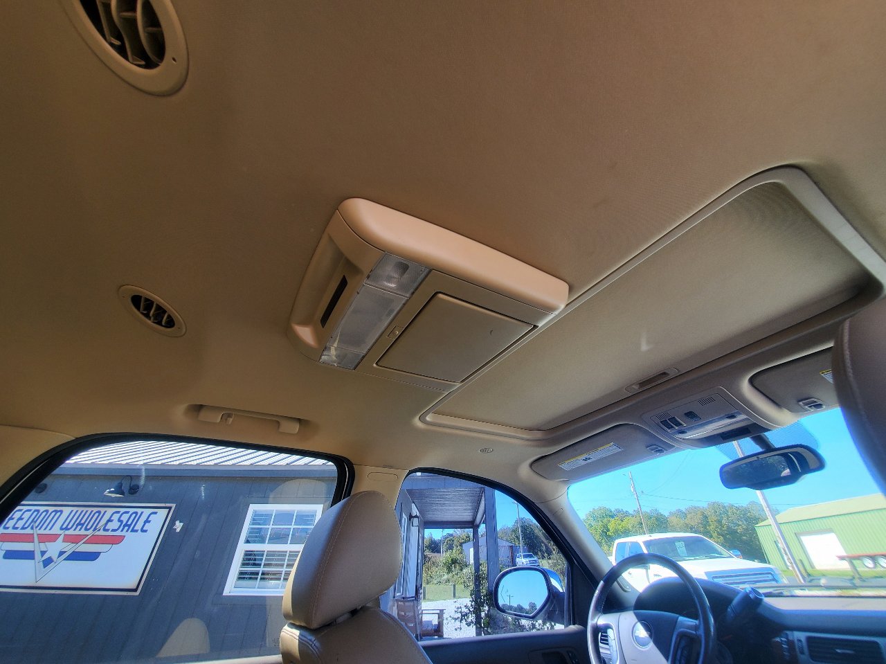 Used 2013 Chevrolet Tahoe LTZ image 27