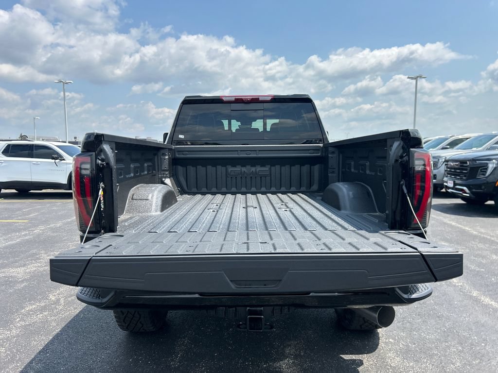 New 2026 GMC Sierra 2500 AT4X AWD/4WD image 39