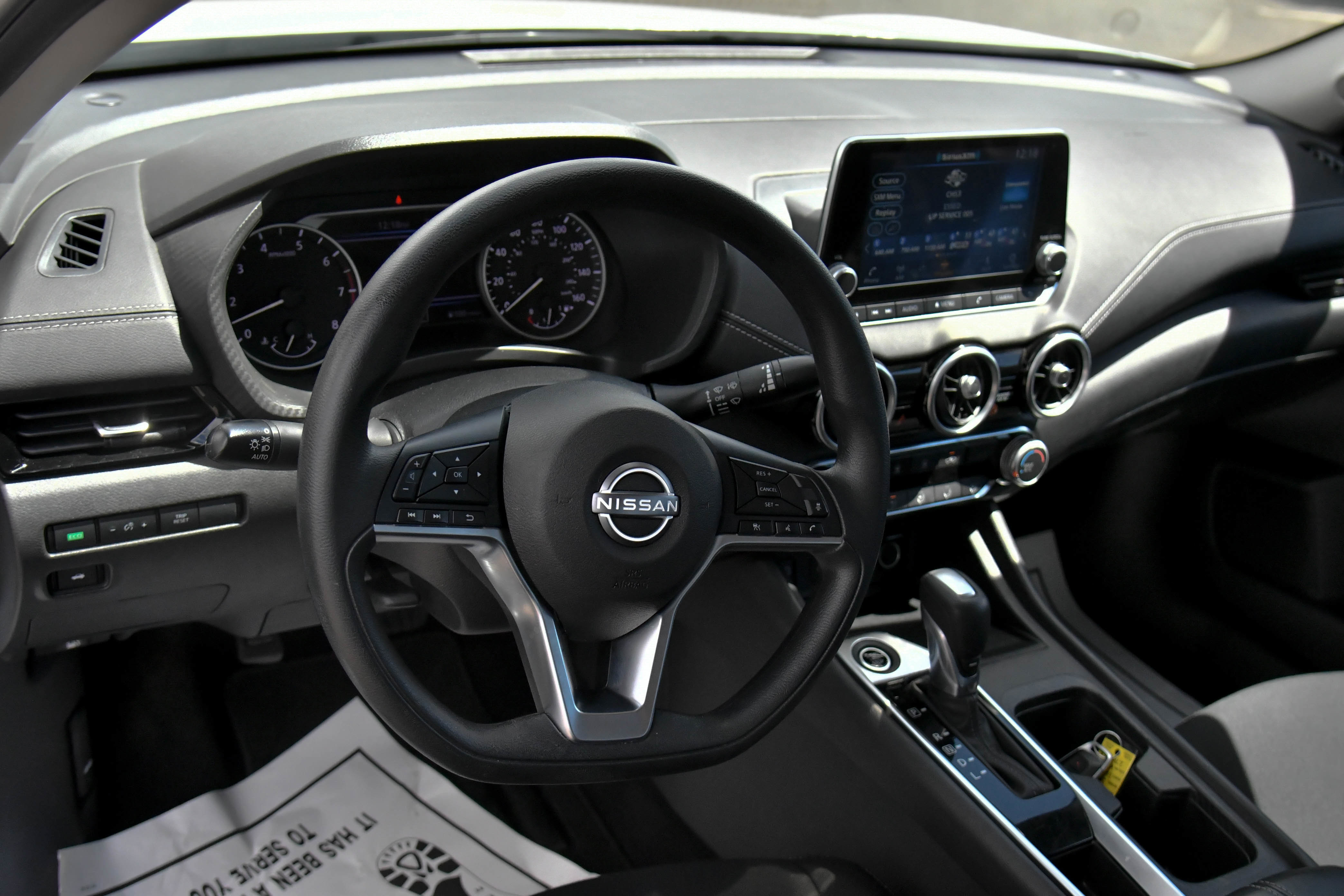 Used 2025 Nissan Sentra SV FWD image 14