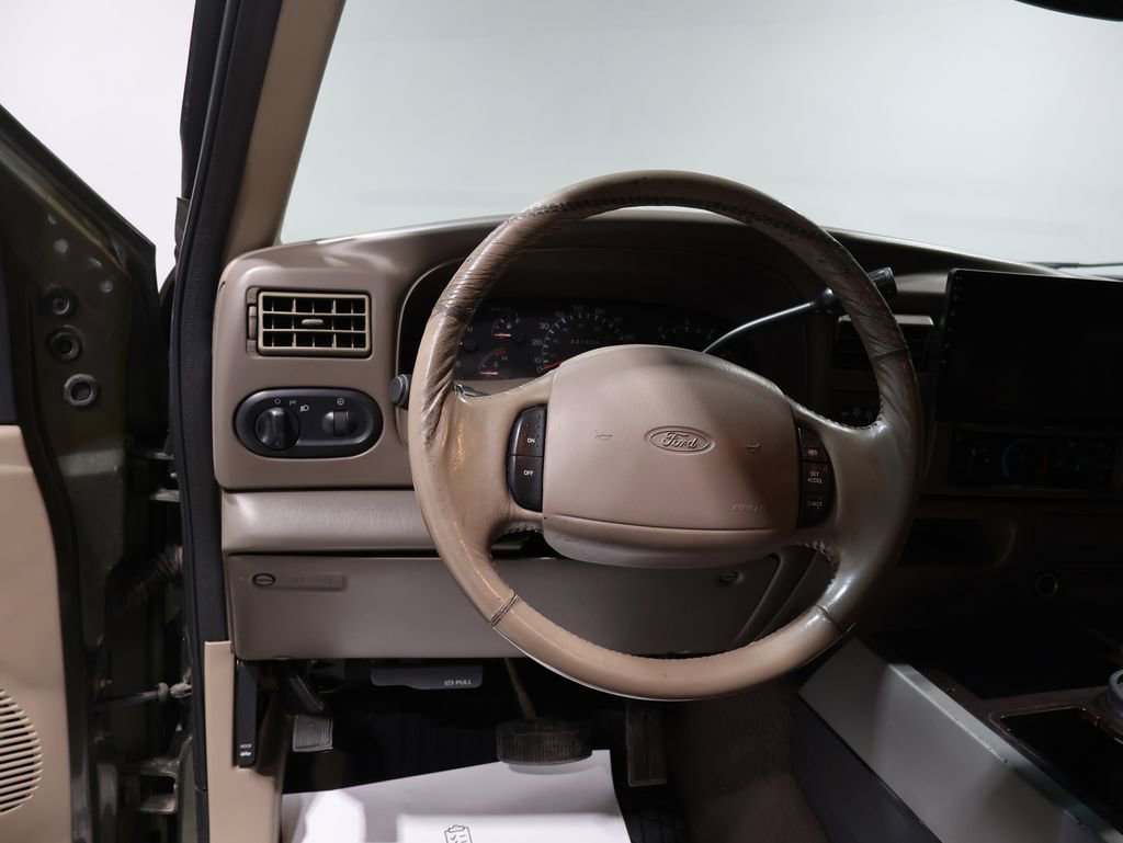 Used 2000 Ford Excursion Limited image 19