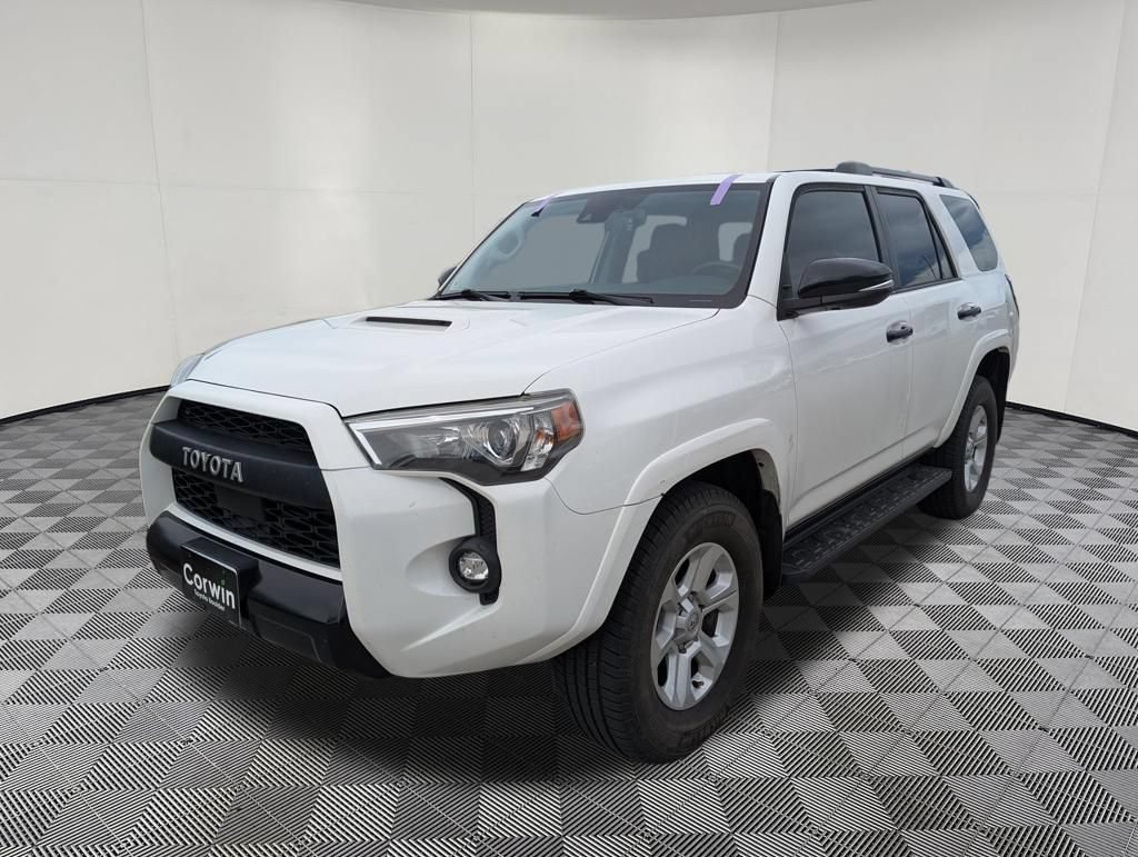 Used 2021 Toyota 4Runner Venture w/ Moonroof Package AWD/4WD image 3