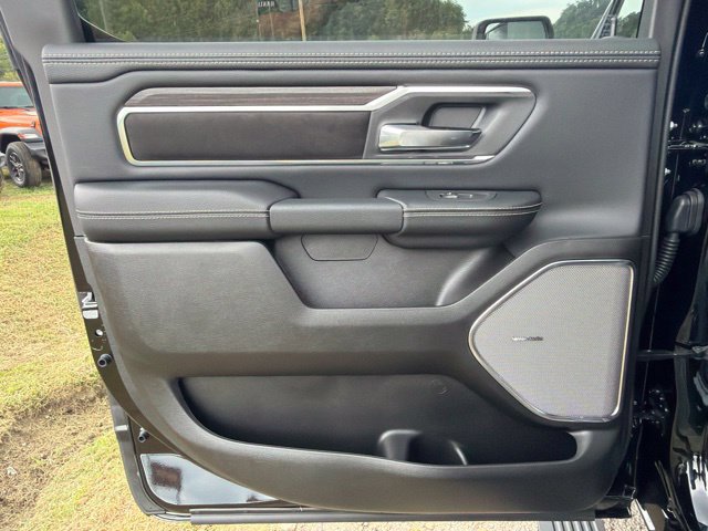 New 2027 RAM 1500 Laramie w/ Night Edition AWD/4WD image 22