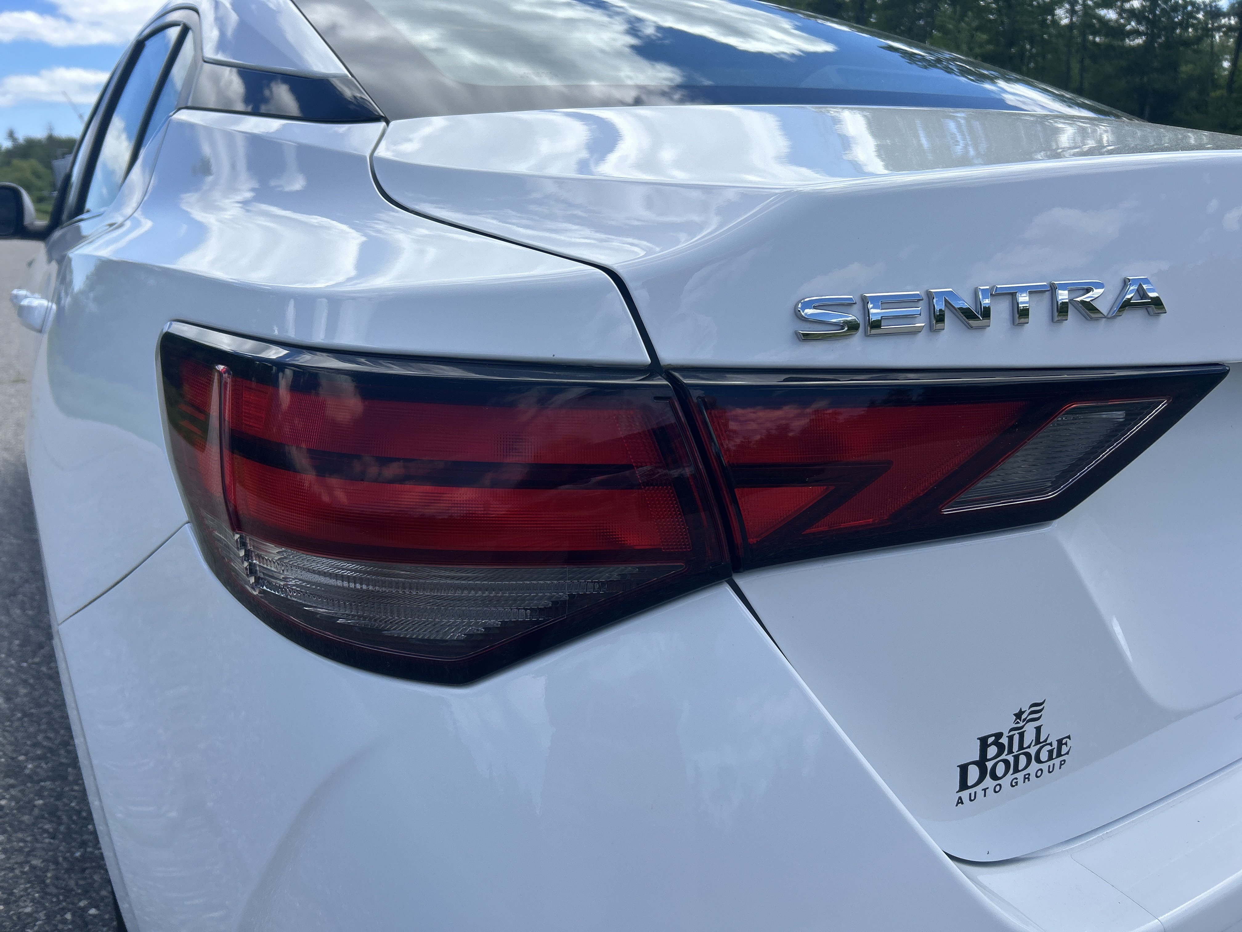 Certified 2023 Nissan Sentra SV FWD image 11