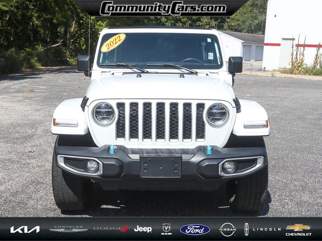 Used 2022 Jeep Wrangler Unlimited Sahara w/ Cold Weather Group image 10