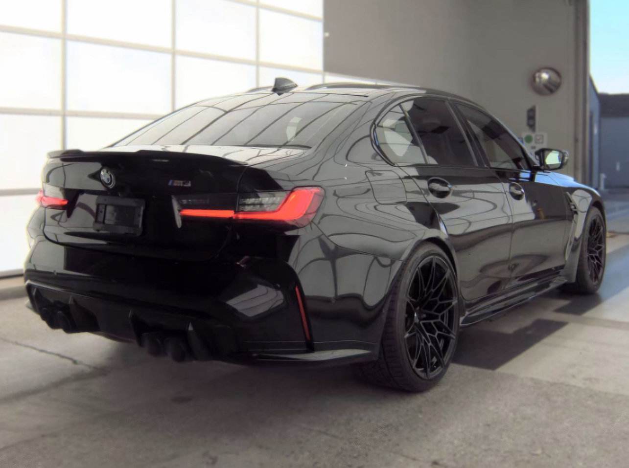 Used 2021 BMW M3 w/ Executive Package RWD image 4