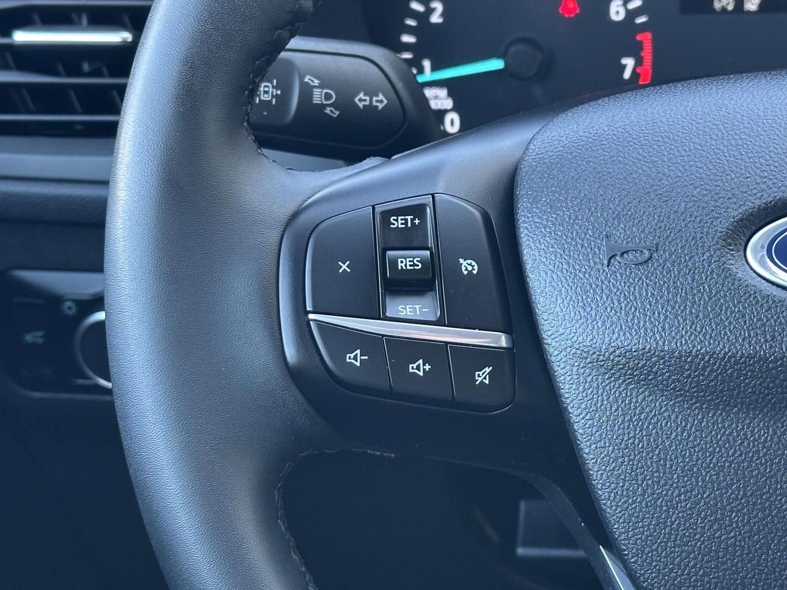 Used 2022 Ford Escape SE w/ Convenience Package AWD/4WD image 25
