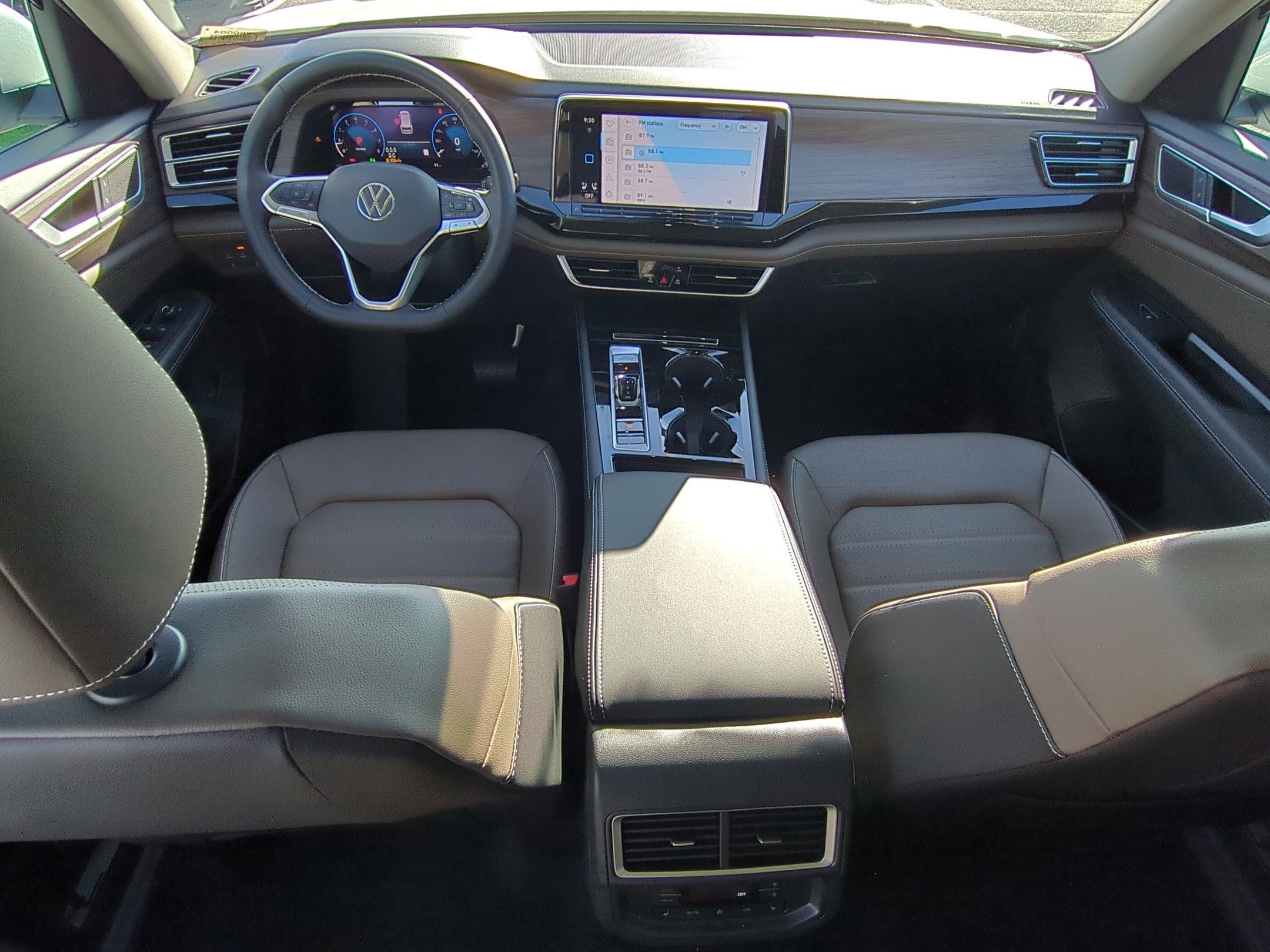 New 2026 Volkswagen Atlas SEL image 16