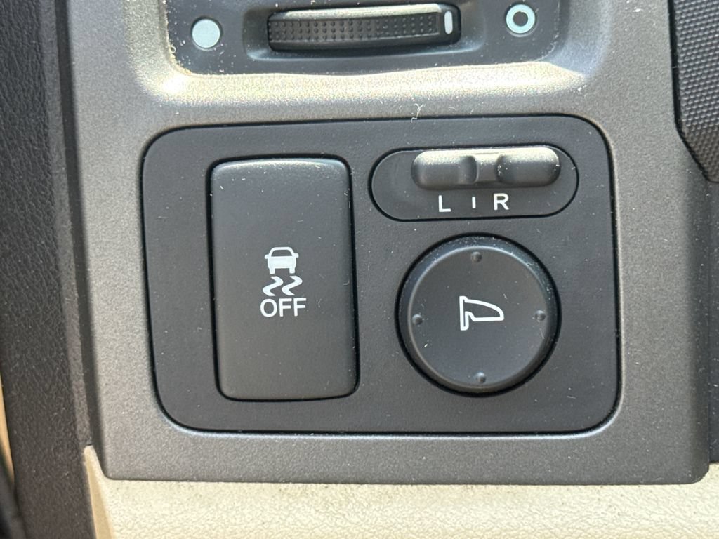Used 2010 Honda CR-V LX image 29
