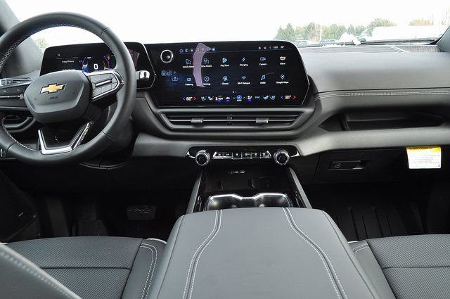New 2025 Chevrolet Silverado EV LT AWD/4WD image 14