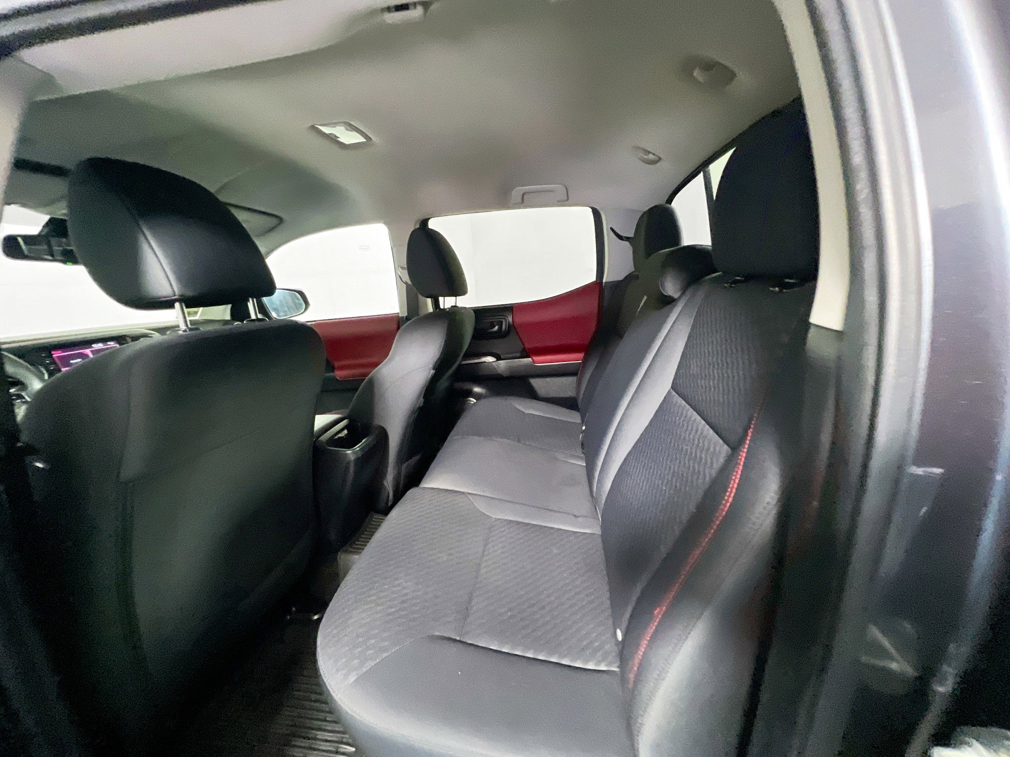 Used 2022 Toyota Tacoma SR5 image 28