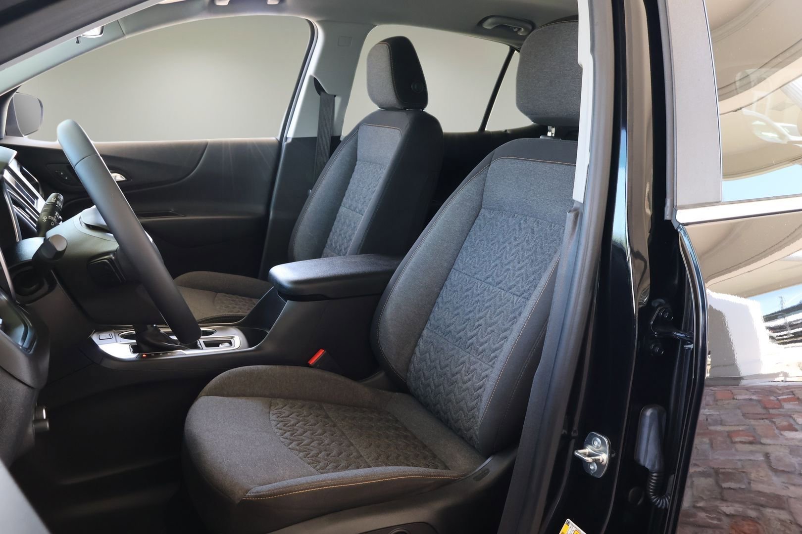 Used 2024 Chevrolet Equinox LT image 12