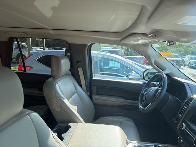 Used 2020 Ford Expedition Max XLT w/ Equipment Group 202A RWD image 9