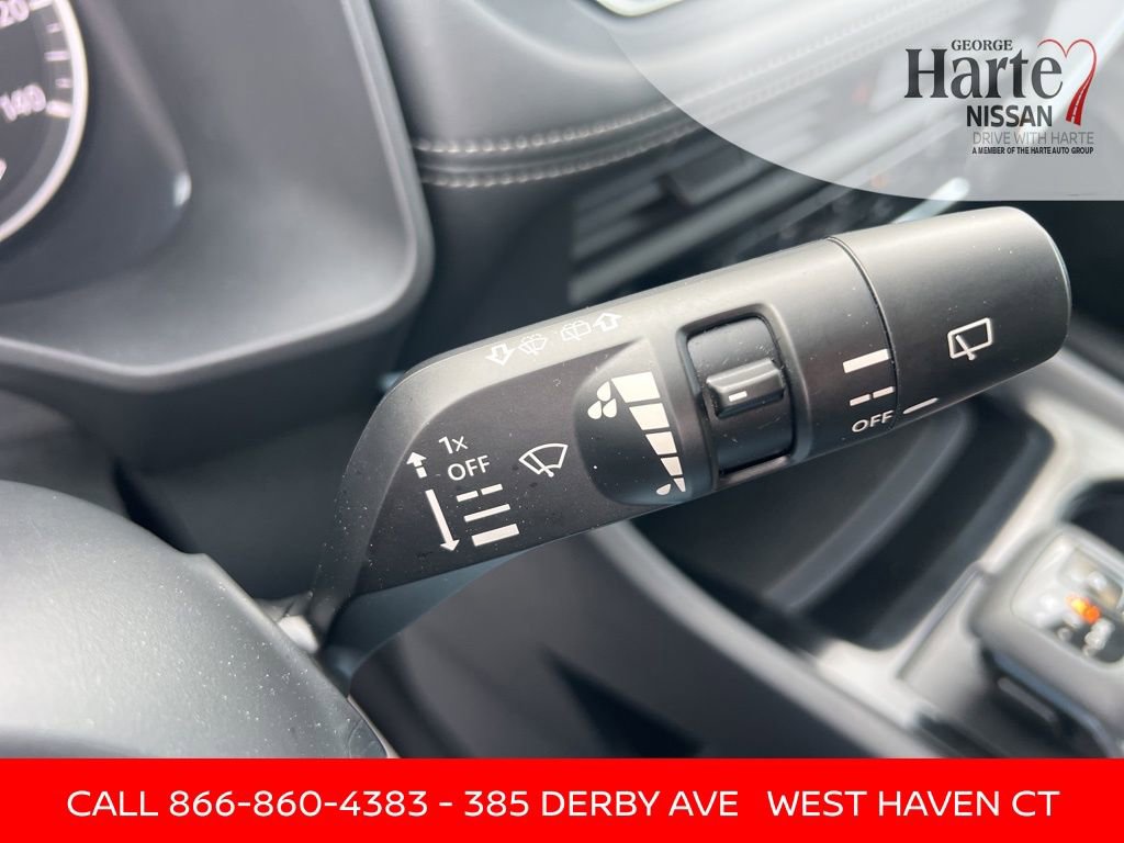 Certified 2025 Nissan Rogue S image 47