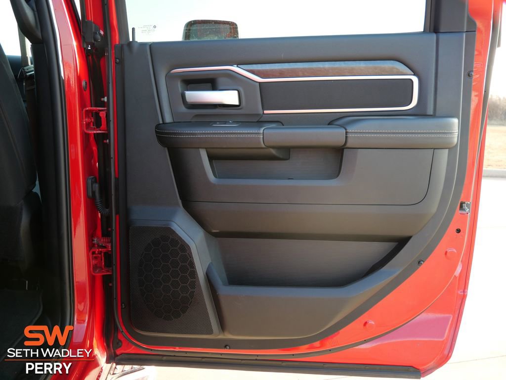 Used 2024 RAM 2500 Big Horn w/ Bed Utility Group image 12