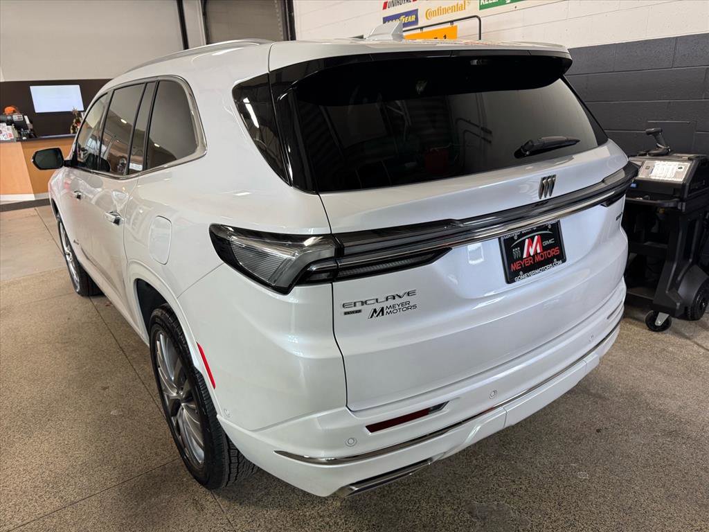 Certified 2025 Buick Enclave Avenir w/ Super Cruise Package image 7