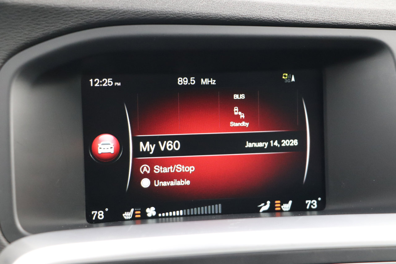 Used 2017 Volvo V60 T5 Cross Country w/ Climate Package image 14