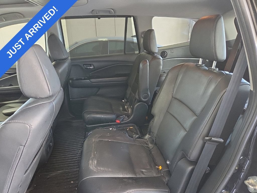 Used 2020 Honda Pilot Touring image 6