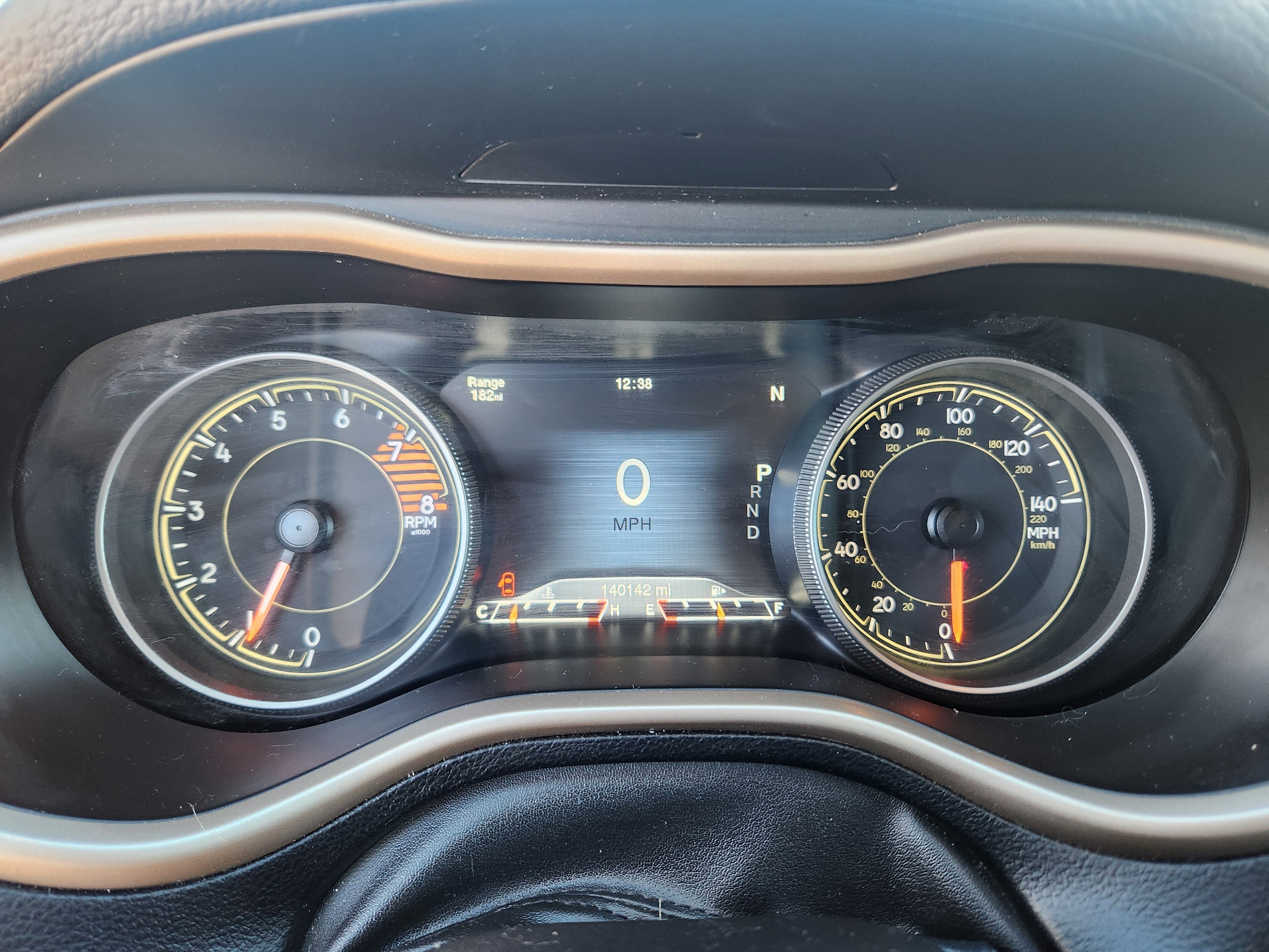 Used 2016 Jeep Cherokee Limited w/ Luxury Group image 12