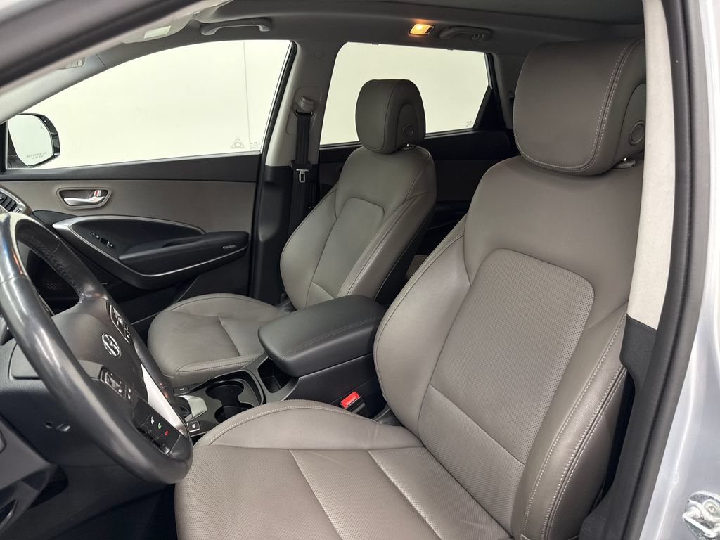 Used 2019 Hyundai Santa Fe XL AWD/4WD image 14