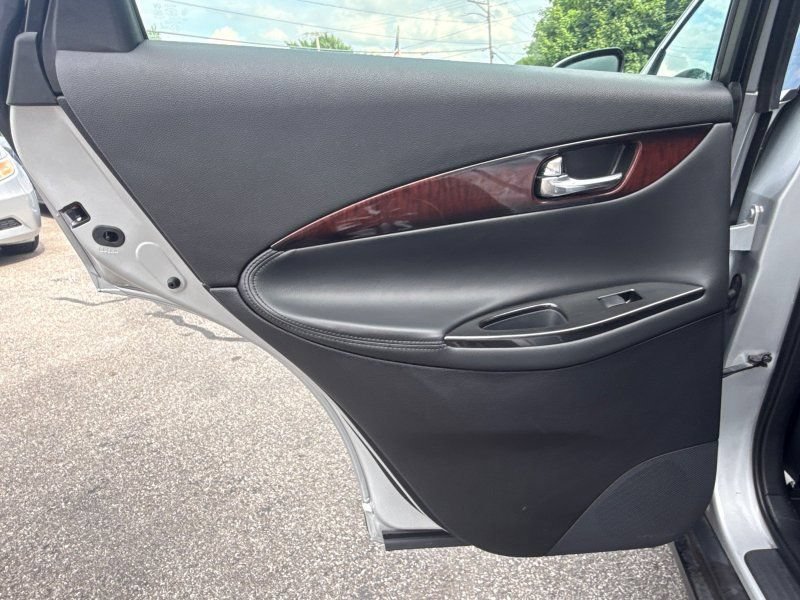 Used 2011 INFINITI EX35 Journey w/ Premium Pkg AWD/4WD image 13
