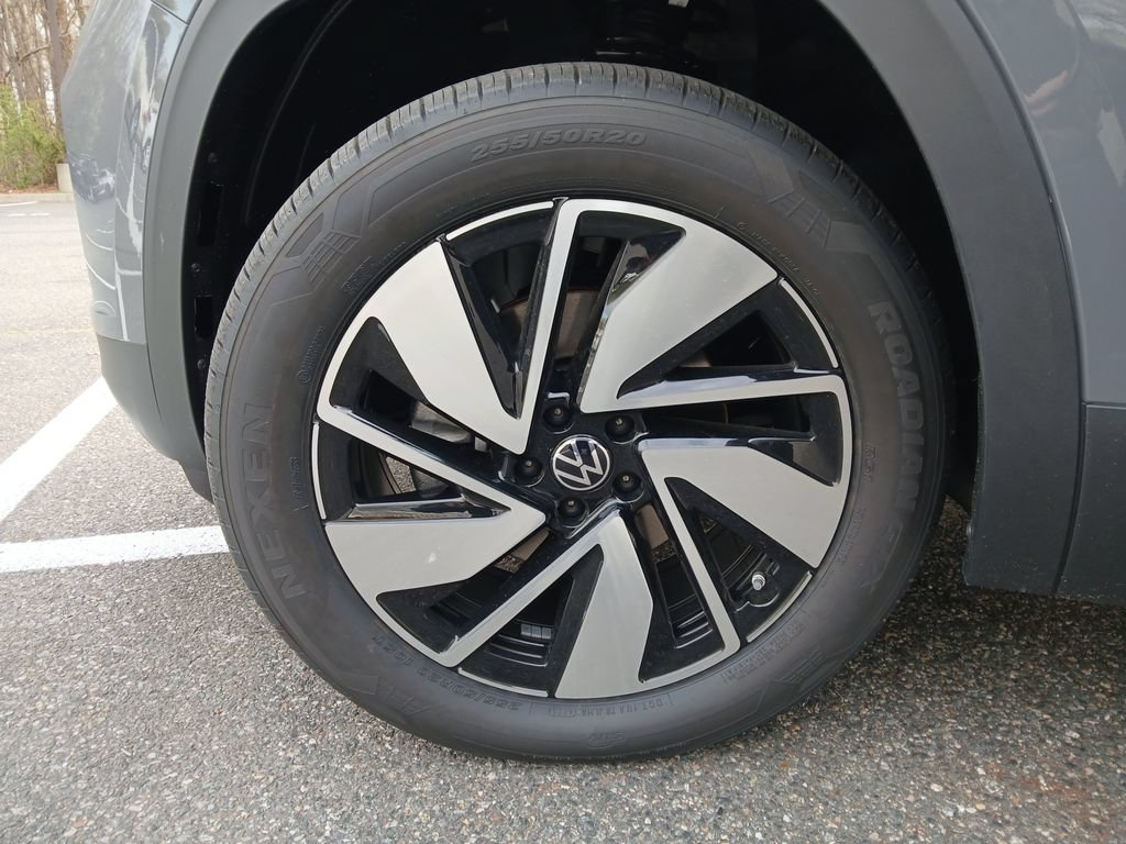 New 2026 Volkswagen Atlas SE FWD image 26